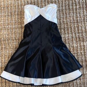 Jessica McClintock Strapless Black and White Dress